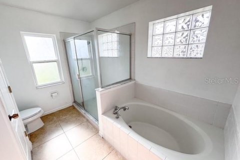 Villa ou maison à vendre à Minneola, Floride: 4 chambres, 180.51 m2 № 2314109 - photo 29