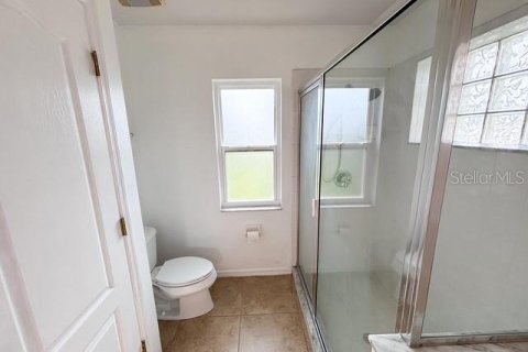 Villa ou maison à vendre à Minneola, Floride: 4 chambres, 180.51 m2 № 2314109 - photo 27