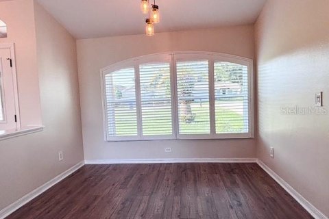 Villa ou maison à vendre à Minneola, Floride: 4 chambres, 180.51 m2 № 2314109 - photo 8