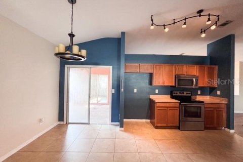 Villa ou maison à vendre à Minneola, Floride: 4 chambres, 180.51 m2 № 2314109 - photo 12