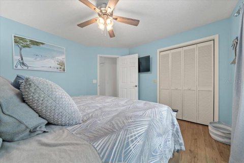 House in Homosassa, Florida 3 bedrooms, 144.65 sq.m. № 1879538 - photo 21