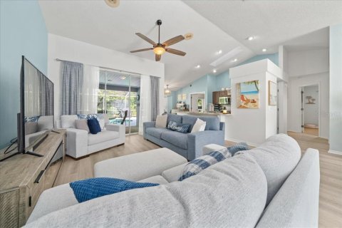 House in Homosassa, Florida 3 bedrooms, 144.65 sq.m. № 1879538 - photo 6