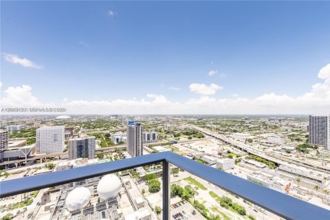 Copropriété à vendre à Miami, Floride: 2 chambres, 139.17 m2 № 2240586 - photo 6