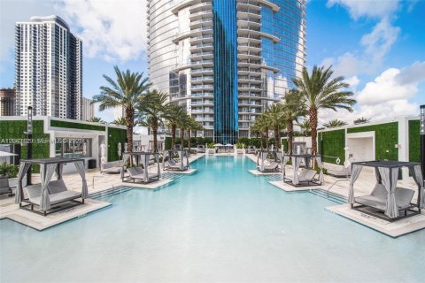 Copropriété à vendre à Miami, Floride: 2 chambres, 139.17 m2 № 2240586 - photo 21