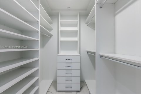 Copropriété à vendre à Miami, Floride: 2 chambres, 139.17 m2 № 2240586 - photo 8