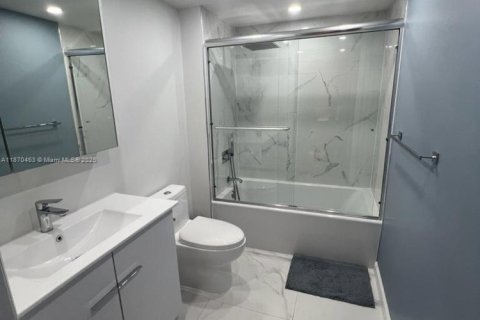 Condominio en venta en Miami, Florida, 1 dormitorio, 70.61 m2 № 1980042 - foto 16