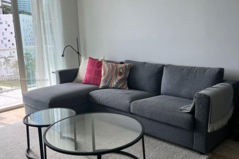 Condominio en venta en Miami, Florida, 1 dormitorio, 70.61 m2 № 1980042 - foto 14