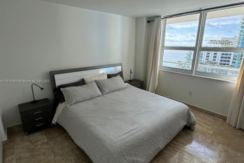 Condominio en venta en Miami, Florida, 1 dormitorio, 70.61 m2 № 1980042 - foto 18