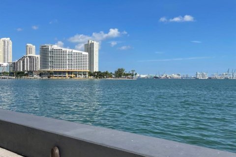 Condominio en venta en Miami, Florida, 1 dormitorio, 70.61 m2 № 1980042 - foto 8