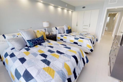 Condominio en alquiler en Miami Beach, Florida, 2 dormitorios, 135.64 m2 № 1897775 - foto 28