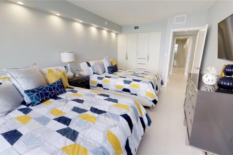 Condominio en alquiler en Miami Beach, Florida, 2 dormitorios, 135.64 m2 № 1897775 - foto 29