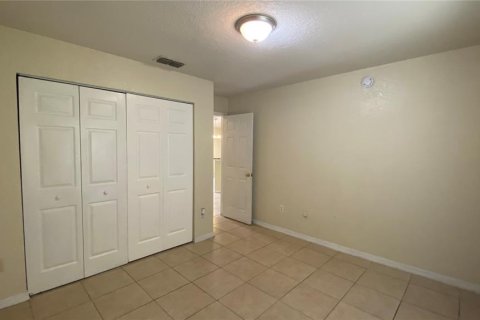 House in Ocala, Florida 3 bedrooms, 129.88 sq.m. № 2277501 - photo 10