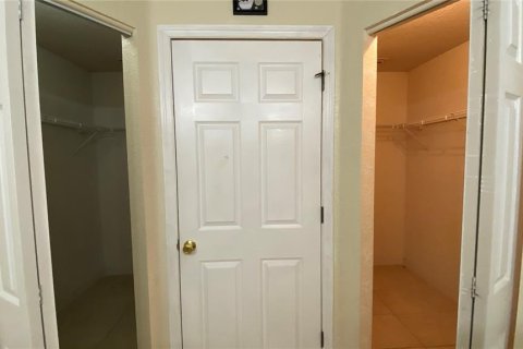 House in Ocala, Florida 3 bedrooms, 129.88 sq.m. № 2277501 - photo 22