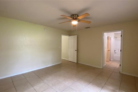 House in Ocala, Florida 3 bedrooms, 129.88 sq.m. № 2277501 - photo 17