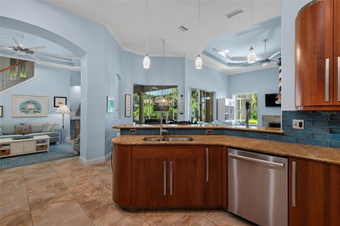House in Palm Coast, Florida 4 bedrooms, 353.4 sq.m. № 2349821 - photo 19