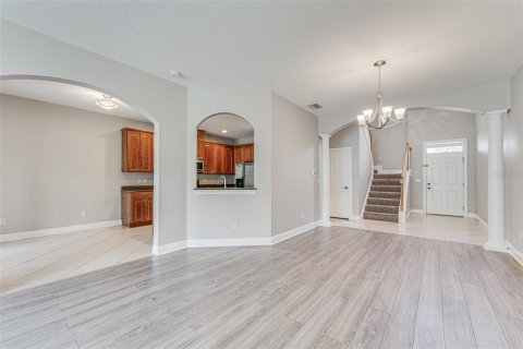 Touwnhouse à louer à Tampa, Floride: 3 chambres, 214.42 m2 № 2404883 - photo 15