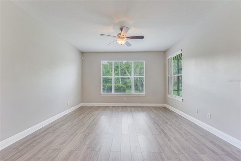 Touwnhouse à louer à Tampa, Floride: 3 chambres, 214.42 m2 № 2404883 - photo 13