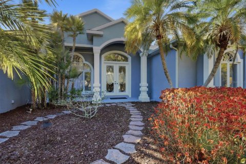 House in Englewood, Florida 4 bedrooms, 286.98 sq.m. № 2419654 - photo 7