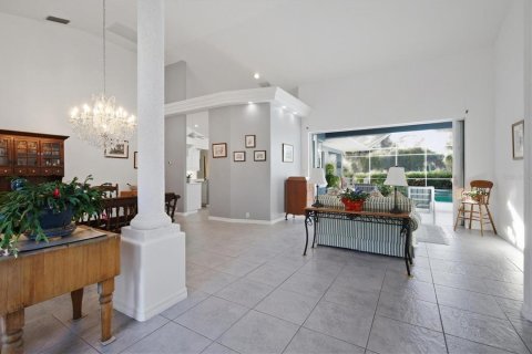 House in Englewood, Florida 4 bedrooms, 286.98 sq.m. № 2419654 - photo 9