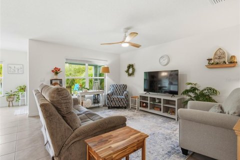 House in Palmetto, Florida 3 bedrooms, 155.33 sq.m. № 2206767 - photo 4