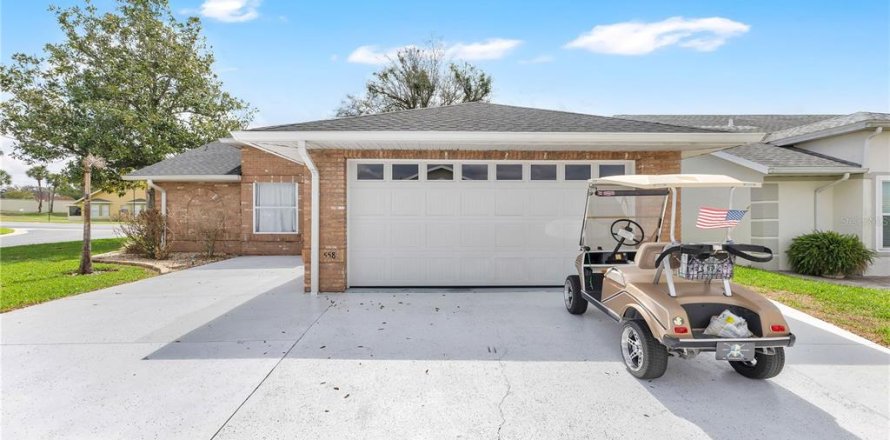 House in Haines City, Florida 2 bedrooms, 118.26 sq.m. № 2102104