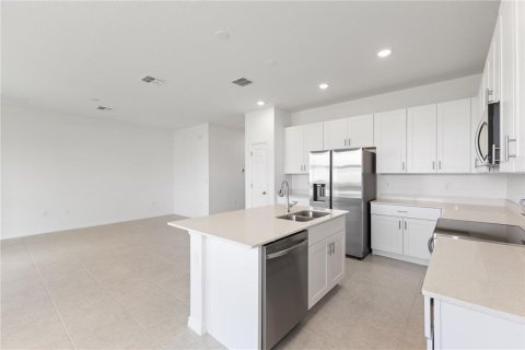 Villa ou maison à vendre à Haines City, Floride: 3 chambres, 141.21 m2 № 1560848 - photo 4