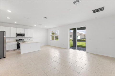 Villa ou maison à vendre à Haines City, Floride: 3 chambres, 141.21 m2 № 1560848 - photo 6