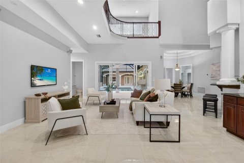 Villa ou maison à vendre à Orlando, Floride: 7 chambres, 588.72 m2 № 2142129 - photo 7