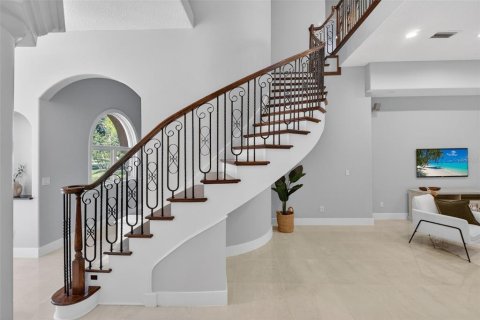 Villa ou maison à vendre à Orlando, Floride: 7 chambres, 588.72 m2 № 2142129 - photo 3