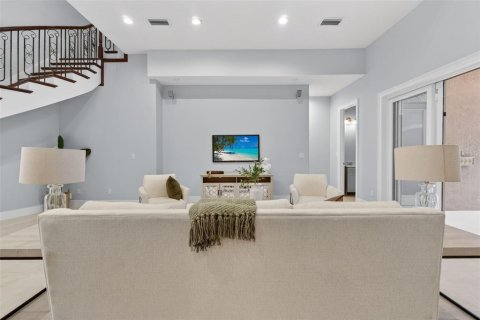 Villa ou maison à vendre à Orlando, Floride: 7 chambres, 588.72 m2 № 2142129 - photo 12