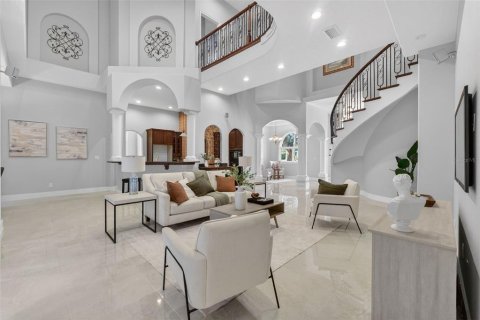 Villa ou maison à vendre à Orlando, Floride: 7 chambres, 588.72 m2 № 2142129 - photo 9