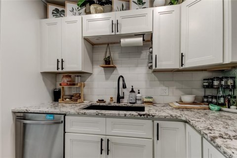 Copropriété à vendre à Clearwater, Floride: 2 chambres, 124.49 m2 № 2150217 - photo 10
