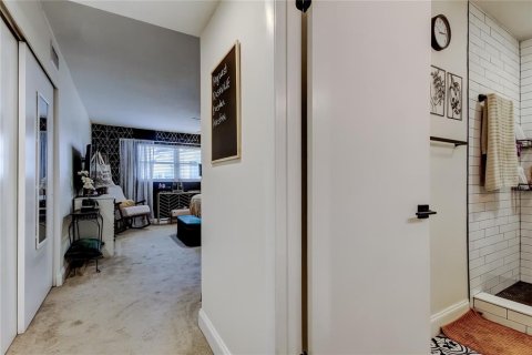 Copropriété à vendre à Clearwater, Floride: 2 chambres, 124.49 m2 № 2150217 - photo 27