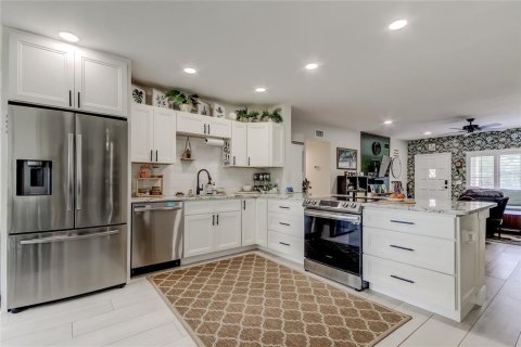 Copropriété à vendre à Clearwater, Floride: 2 chambres, 124.49 m2 № 2150217 - photo 14