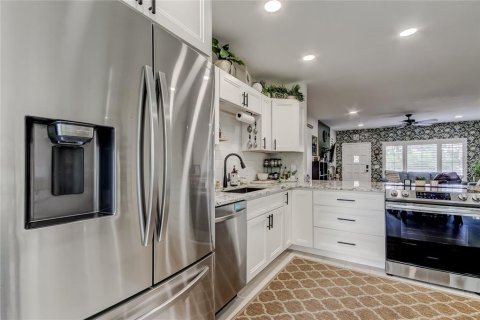 Copropriété à vendre à Clearwater, Floride: 2 chambres, 124.49 m2 № 2150217 - photo 12