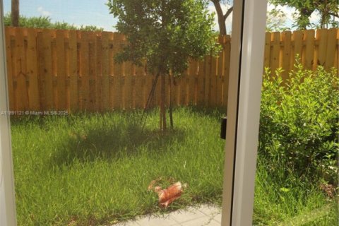 Adosado en alquiler en Homestead, Florida, 3 dormitorios, 146.79 m2 № 1944522 - foto 6