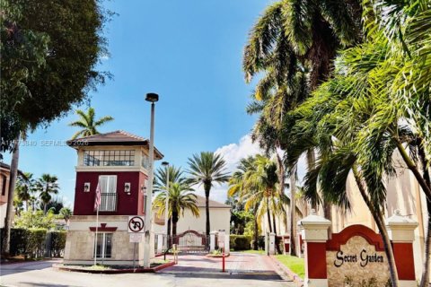 Купить виллу или дом в Майами, Флорида 3 спальни, 130.06м2, № 2033356 - фото 4