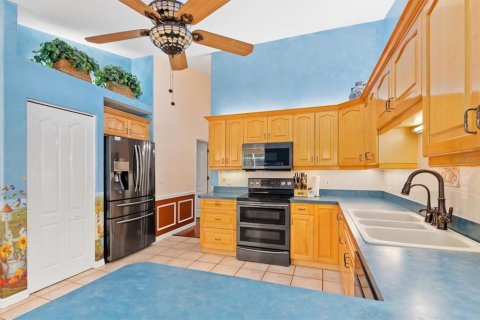 Villa ou maison à vendre à North Port, Floride: 4 chambres, 258.36 m2 № 2142899 - photo 17