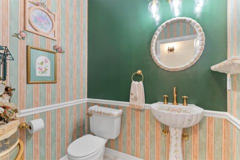 Villa ou maison à vendre à North Port, Floride: 4 chambres, 258.36 m2 № 2142899 - photo 28