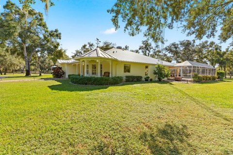 Villa ou maison à vendre à North Port, Floride: 4 chambres, 258.36 m2 № 2142899 - photo 10