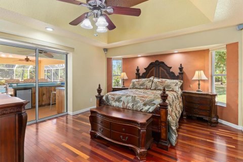 Villa ou maison à vendre à North Port, Floride: 4 chambres, 258.36 m2 № 2142899 - photo 19