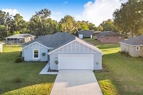 House in Fort Meade, Florida 3 bedrooms, 143.53 sq.m. № 2129663 - photo 2