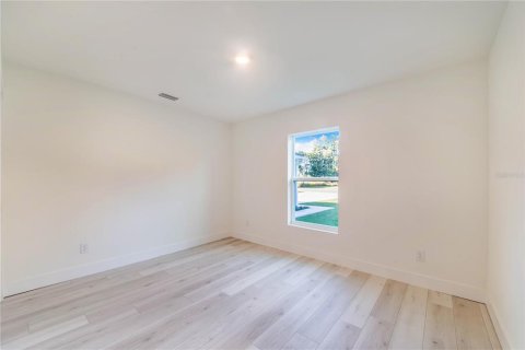 House in Fort Meade, Florida 3 bedrooms, 143.53 sq.m. № 2129663 - photo 27