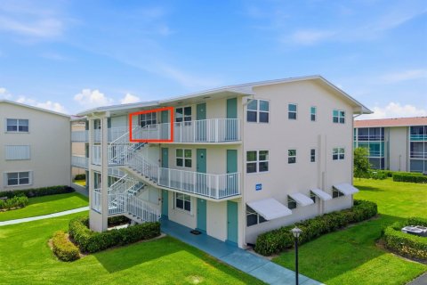 Condo in Boynton Beach, Florida, 1 bedroom № 2180173 - photo 2