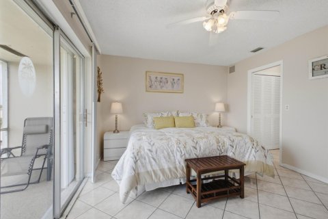 Condo in Boynton Beach, Florida, 1 bedroom № 2180173 - photo 21