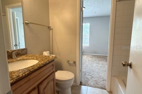 Condo in Altamonte Springs, Florida, 2 bedrooms  № 1686961 - photo 15