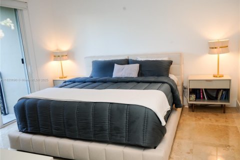 Touwnhouse à vendre à Miami, Floride: 3 chambres, 191.01 m2 № 1782130 - photo 11