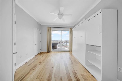 Condo in Tampa, Florida, 2 bedrooms  № 1675232 - photo 27