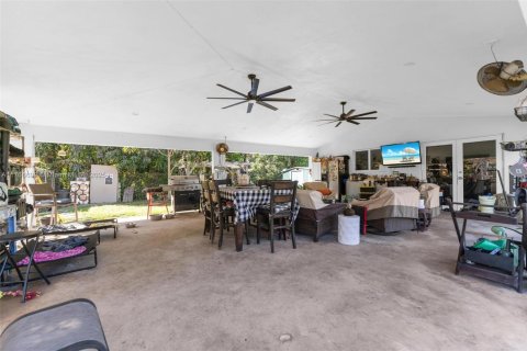 House in Miami, Florida 1 bedroom, 152.17 sq.m. № 1714066 - photo 25