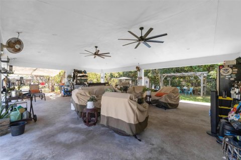 House in Miami, Florida 1 bedroom, 152.17 sq.m. № 1714066 - photo 26